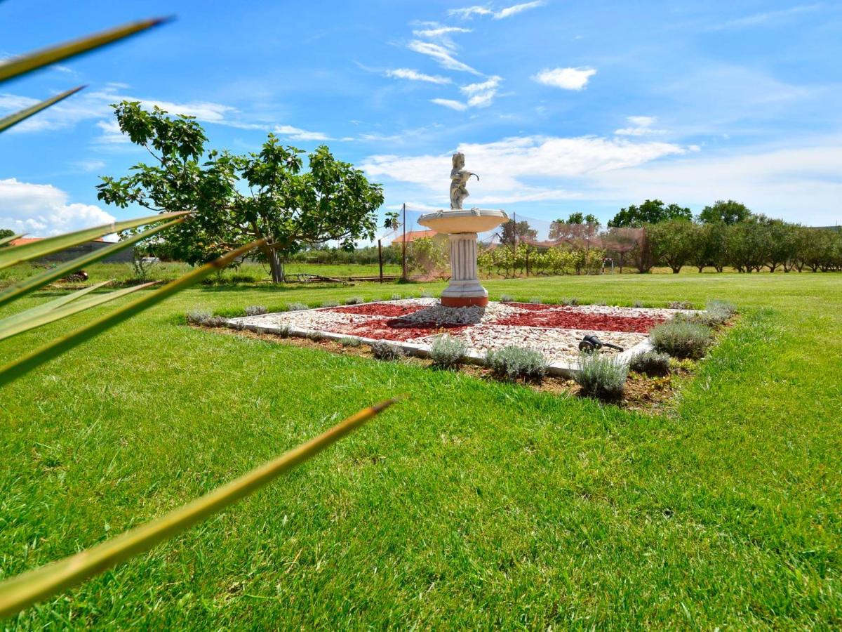 Holiday Home Frane By Interhome Lisane Tinjske ภายนอก รูปภาพ