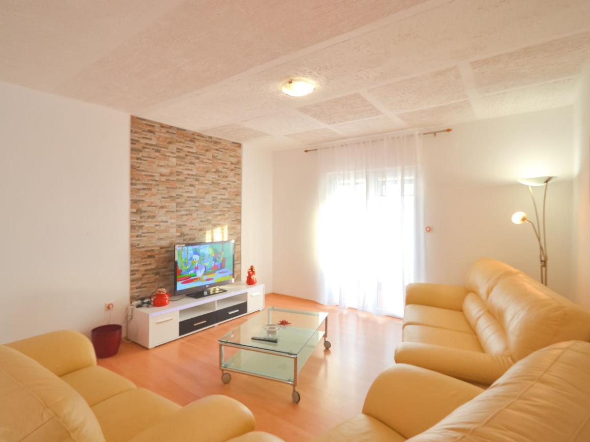Holiday Home Frane By Interhome Lisane Tinjske ภายนอก รูปภาพ